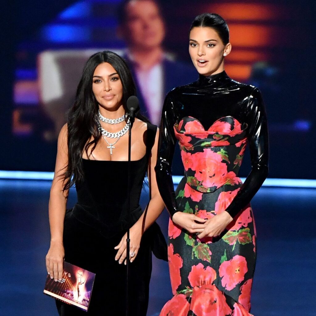 Kim Kardashian and Sister Kendall Jenner Trip to Vegas 1 1024x1024 1