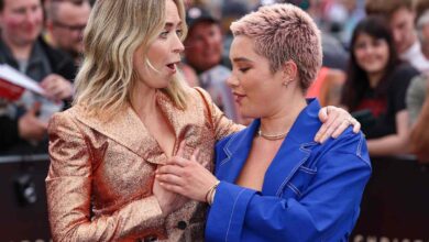 Florence Pugh saves Emily Blunt from wardrobe malfunction at Oppenheimer premiere